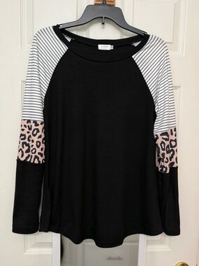 Alala Black Long-Sleeve Raglan Top with White Stripes & Pink Leopard Panels